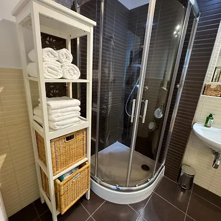 Marina Primore Nad Morzem Apartamento *